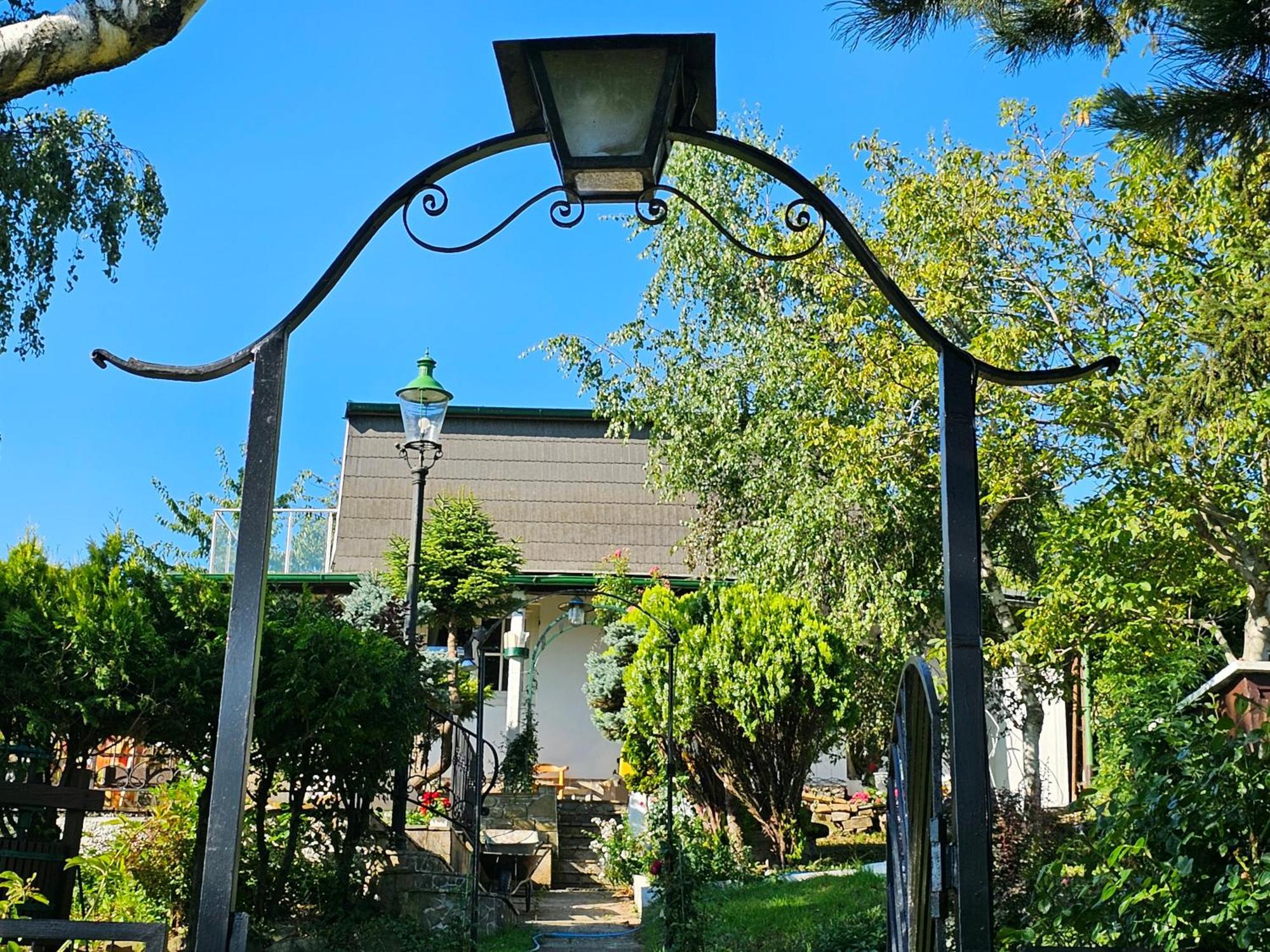 Wine Garden House * Wien